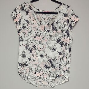 Rose & Rhyme Pink and Black floral Cap Sleeve Blouse
